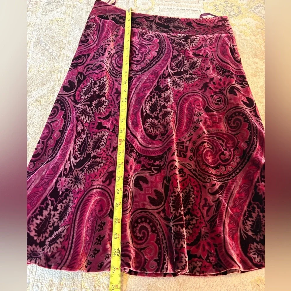 Banana Republic Paisley Pink Velvet Skirt Y2K - Picture 8 of 12